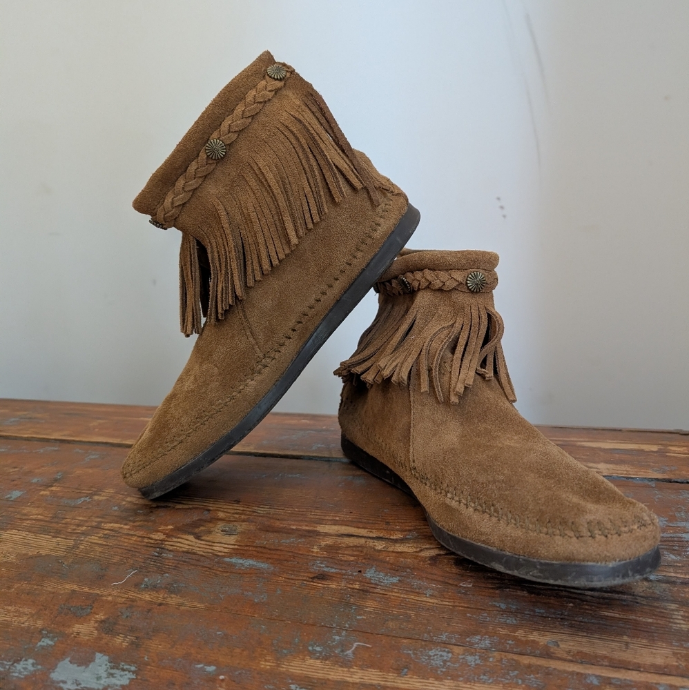 Suede Boots, Minnetonka Moccasins Fringe High Top, Back Zip, Women's Size 9.5